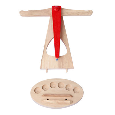 Het wegen van 10CM Houten Saldoschaal Toy Montessori Balance Scale