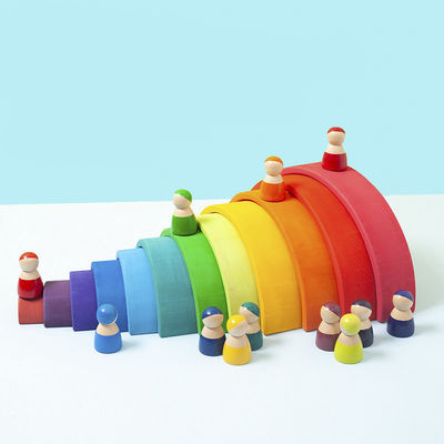 De onderwijs 35cm 7cm Houten Regenboog die van het Blokkenspeelgoed Blokken stapelen