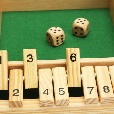 Kinderen 91mm Houten van de Activiteitenjonge geitjes van de Schaakstukkenfamilie Houten het Schaakreeks