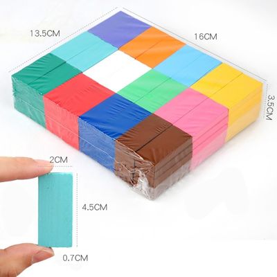 Regenboog Gekleurde Domino's voor het Omverwerpen van Professor Puzzle Domino Rally