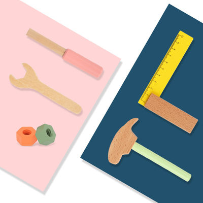 De Werkbankhulpmiddelen van InteractiveWooden van het ouderkind voor Intelligentieontwikkeling