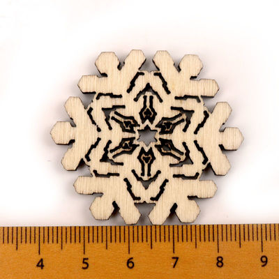 Plakboeken die de Met de hand gemaakte Houten Ambachten van het Sneeuwvlokpatroon schilderen