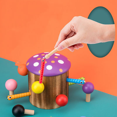 Houten Vangst het Wormspel voor de Coördinatie van het de Handoog van Kinderen Opleiding