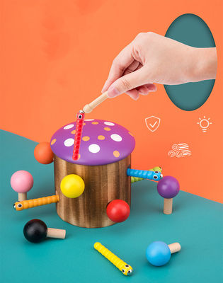 Houten Vangst het Wormspel voor de Coördinatie van het de Handoog van Kinderen Opleiding