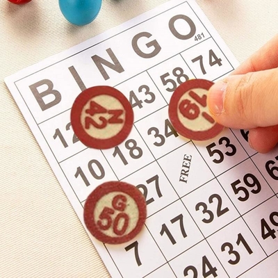 Het uitstekende Houten Spel van Schaakbingo met 40 Bingo-Aantalkaarten DIY
