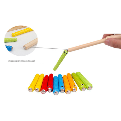 Houten Insect die Spel 5 Wormen 1 vangen het Houten Onderwijsspeelgoed van Montessori van Speelgoedtoebehoren