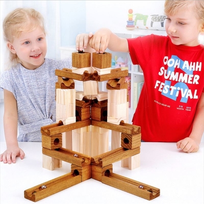 60pcs de houten Marmeren van de de Bouwstenenbal van de Spoorassemblage van het Raadselkinderen Gift van het Speelgoedjonge geitjes Onderwijs
