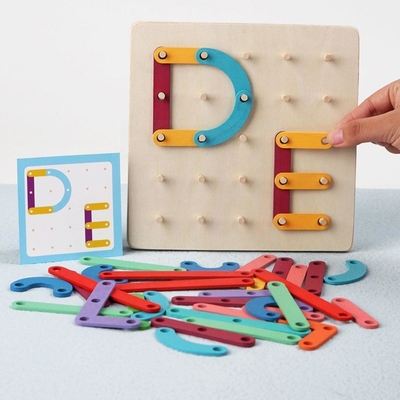 Van de spijkerraad Geometrisch Houten Vroeg Toy Toy Jigsaw Board Game Child het Onderwijs Onderwijs Houten Onderwijs van het Raadselmontessori