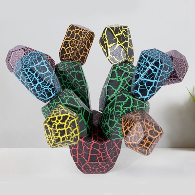 In evenwicht brengend de Babyspeelgoed van Cactus Houten Montessori voor Vroege Onderwijs