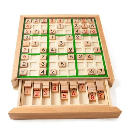 Van de het Schaakbeuk van kinderensudoku de Internationale Controleurs die Spellijst vouwen