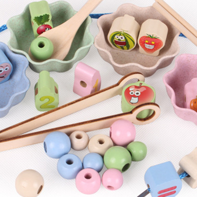 Van de Handenbrain training clip beads puzzle van het Montessori Houten Speelgoed de Wiskundespel