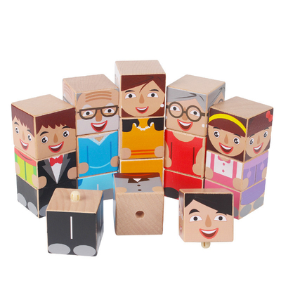 Het Schepselblokken van het baby Houten Speelgoed Geplaatst de Familie van Oudersjonge geitjes Onderwijs